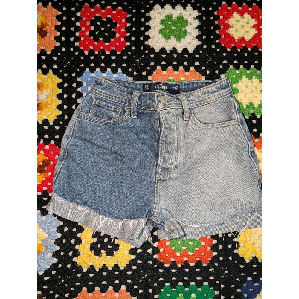 Hollister‎ Shorts Women's Size 00 Waist 23 Ultra High Rise Mom Vintage Two Tone